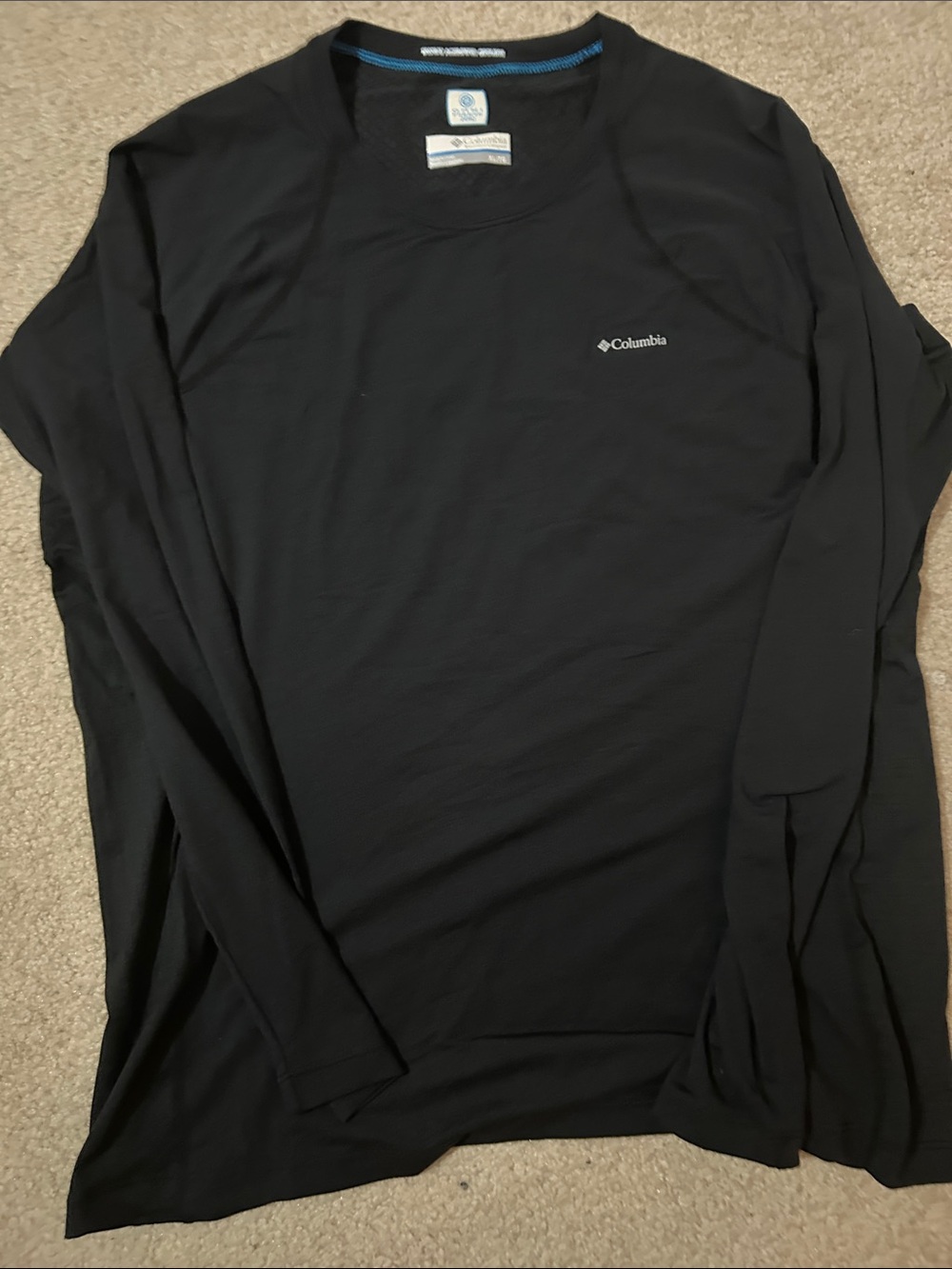 Columbia Black Long sleeve Omni heat black